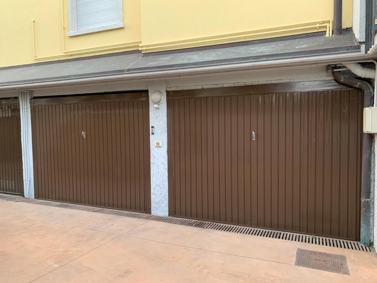 Pearl House - Sirmione Holiday - Jacuzzi Privata מראה חיצוני תמונה