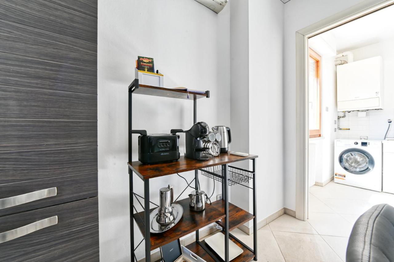 Pearl House - Sirmione Holiday - Jacuzzi Privata מראה חיצוני תמונה